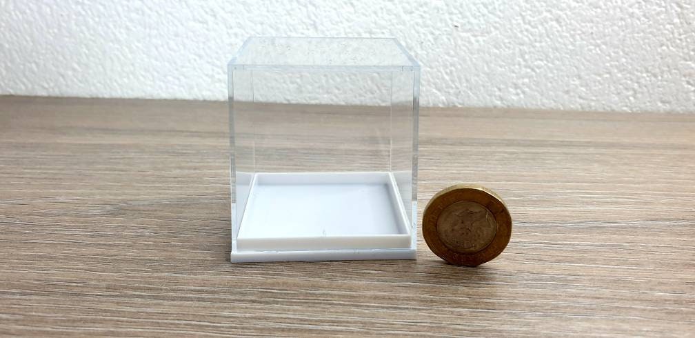 Clear Plastic Crystal / Mineral Display boxes