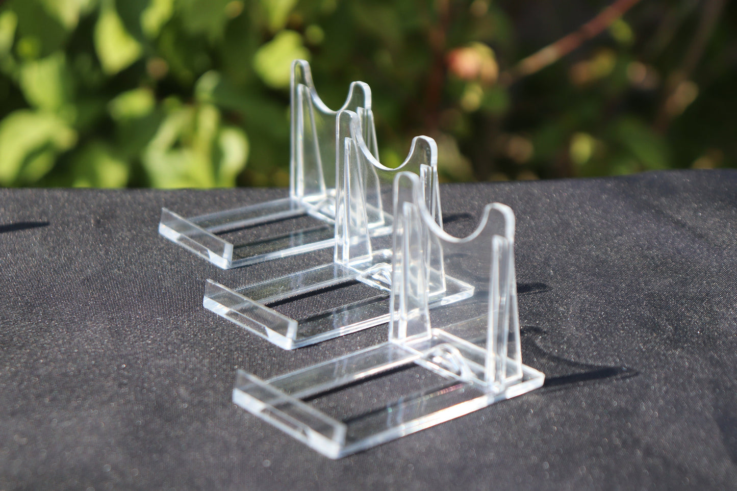 3 x Plastic Crystal / Mineral Display Stands - Twist Together