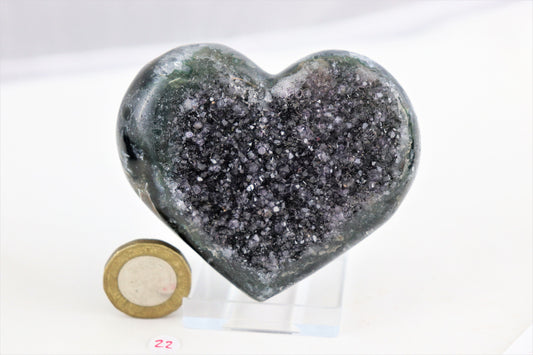 22) Brazilian Amethyst Crystal Purple Heart (Crystal Home Decor/Valentines Gift)