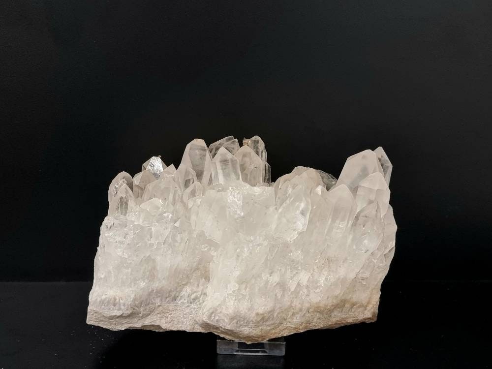 15) large Quartz Crystal Cluster