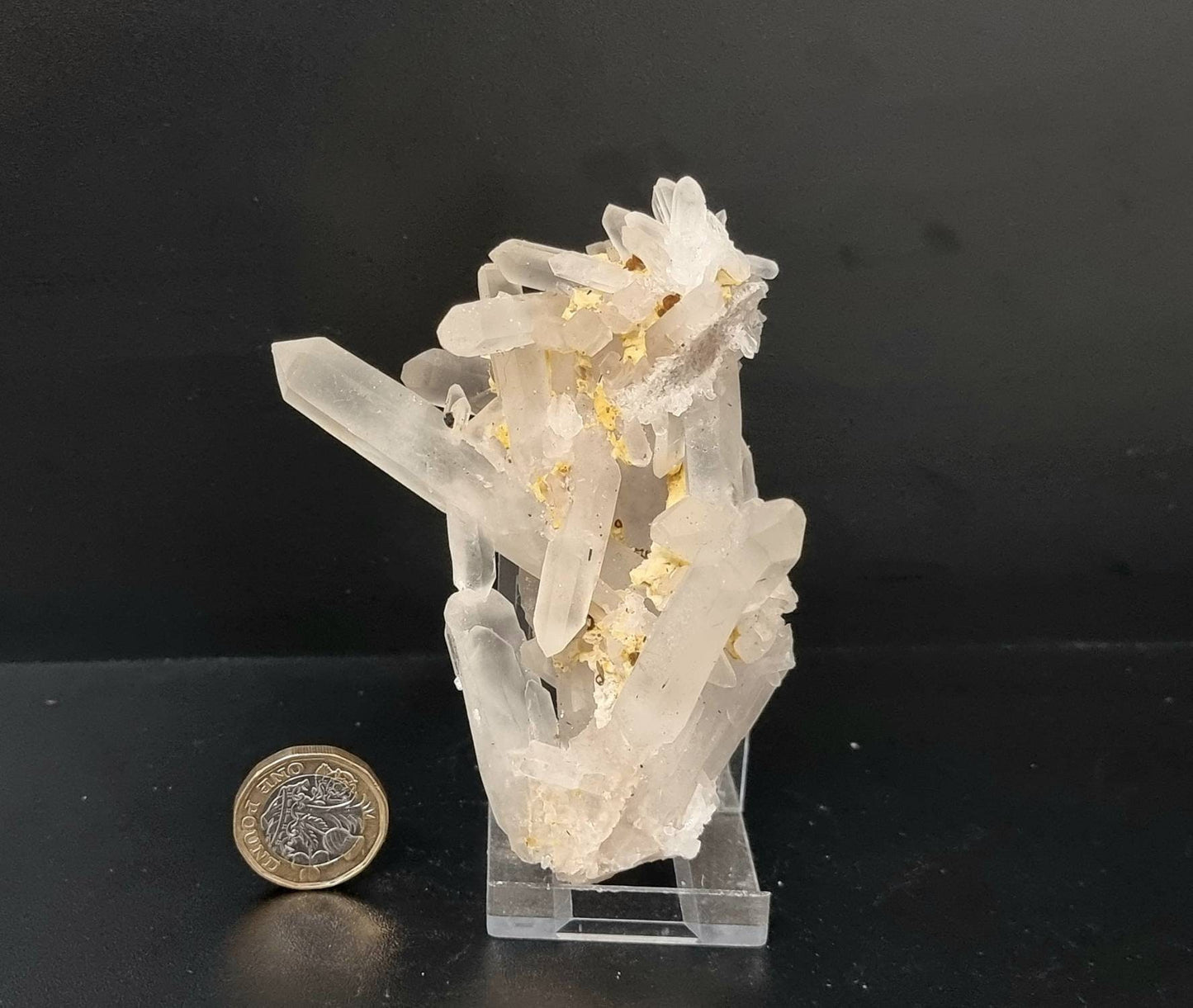 43) Small Quartz Crystal Cluster