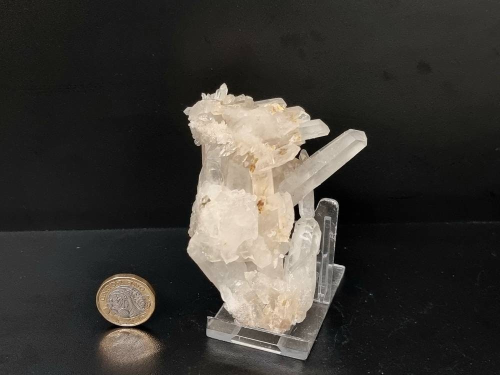 43) Small Quartz Crystal Cluster