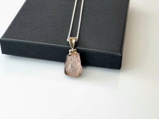 85) Morganite Crystal Necklace 925 Silver