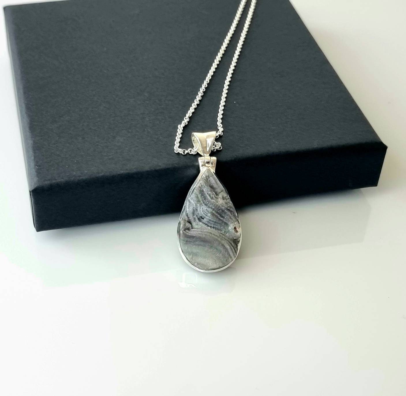 60) Agate Druze Crystal Necklace 925 Silver