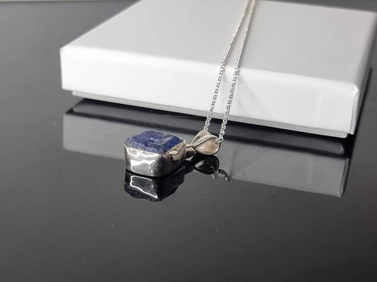 119) Tanzanite Crystal Necklace 925 Silver