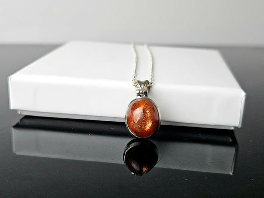 297) Sunstone Crystal Necklace 925 Silver