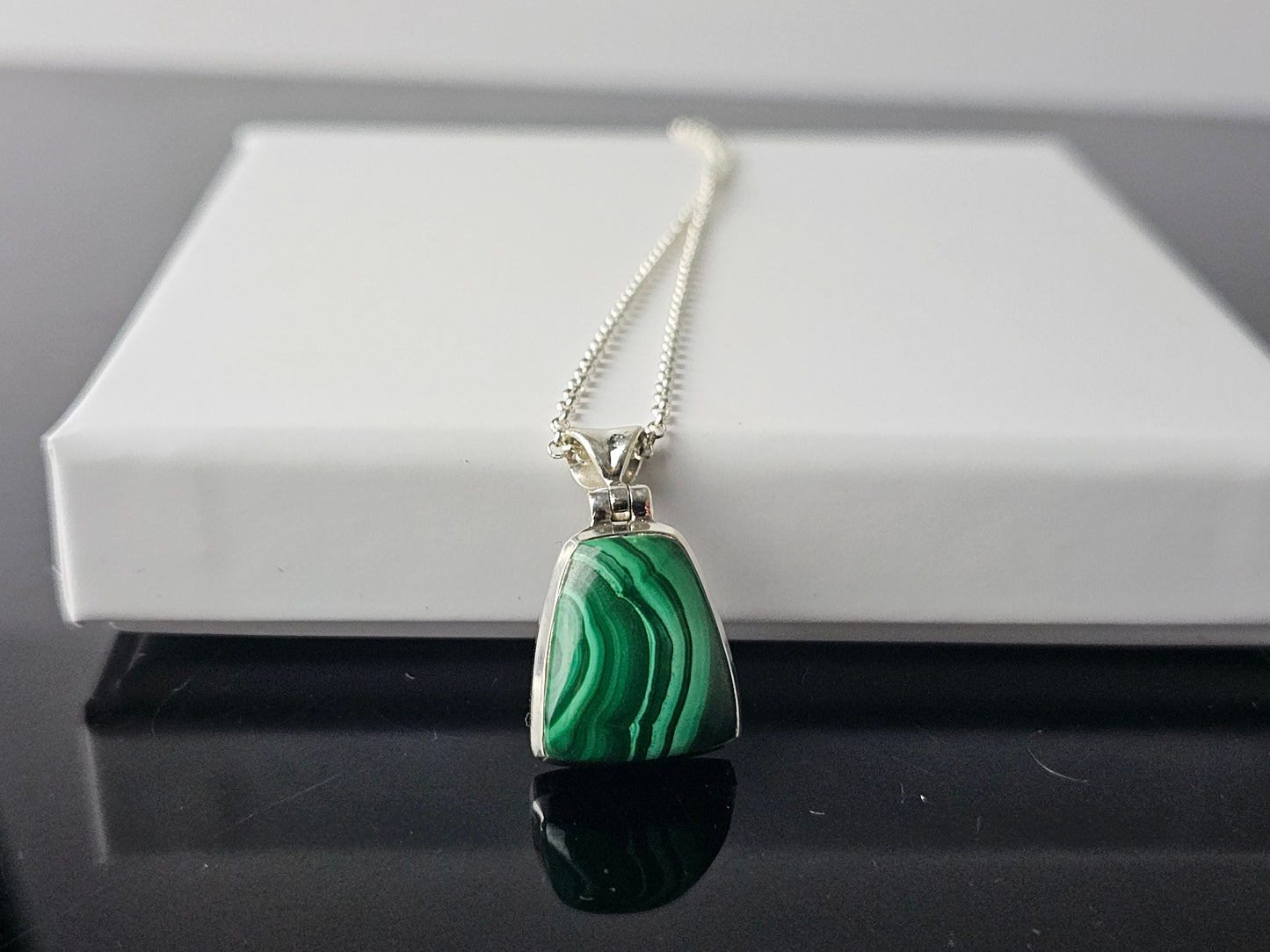 346) Malachite Crystal  Necklace 925 Silver