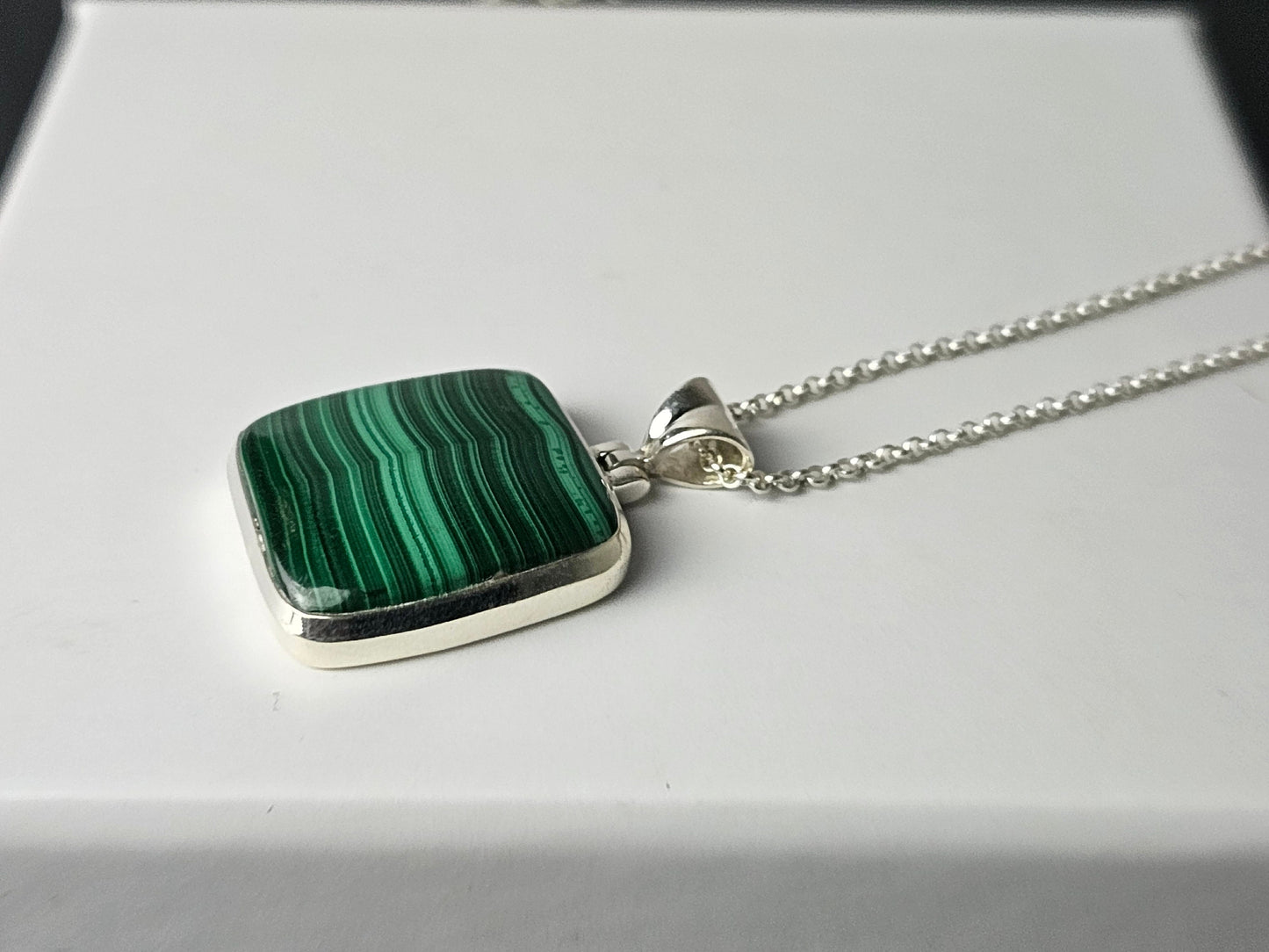 341) Malachite Crystal Necklace 925 Silver