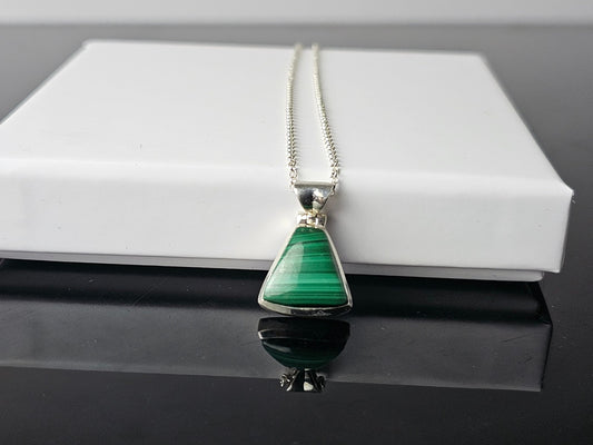 339) Malachite Crystal Necklace 925 Silver