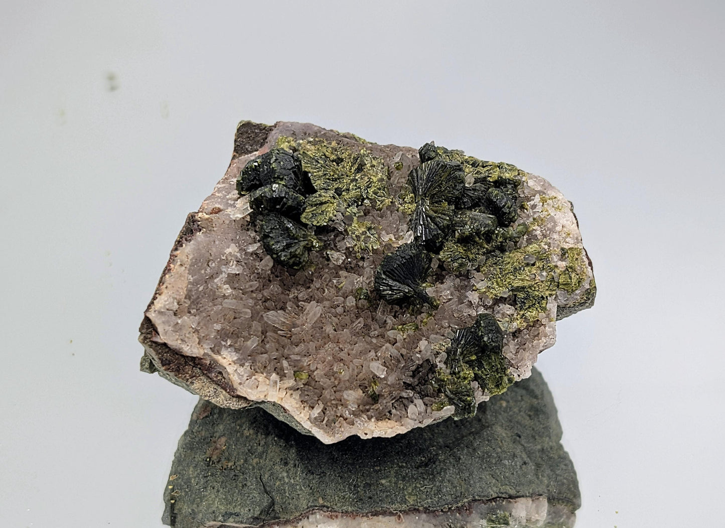 Forest Epidote On Quartz Crystal Fine Mineral (#9)