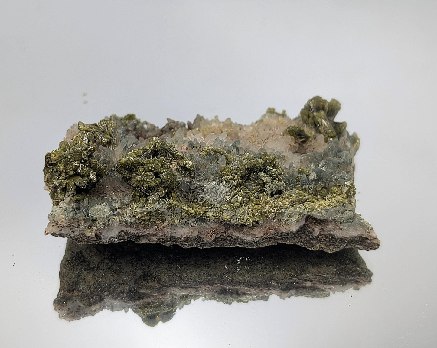 Forest Epidote On Quartz Crystal Fine Mineral (#10)