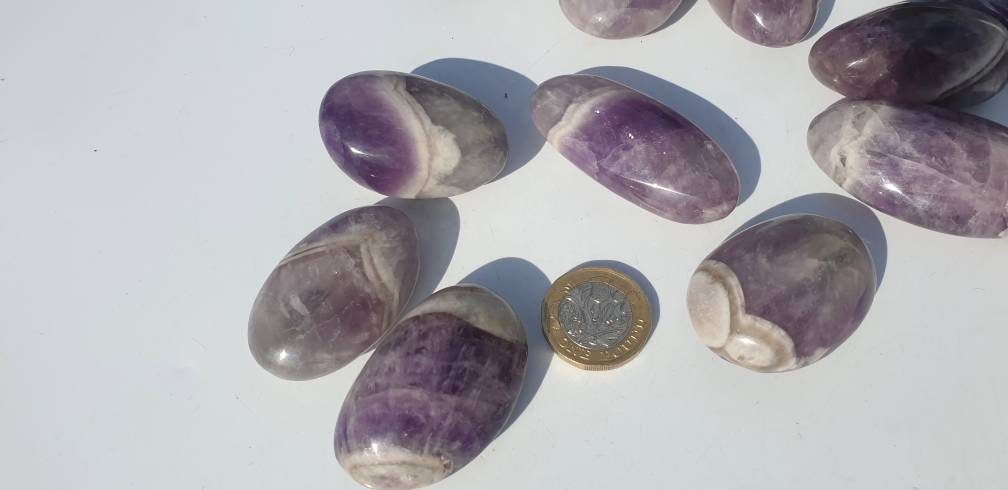 Dream Amethyst Crystal Palmstone Gallet