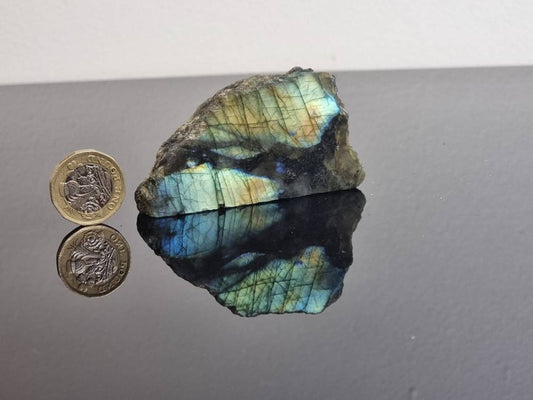 49LH) Labradorite Crystal Half Polished Slice