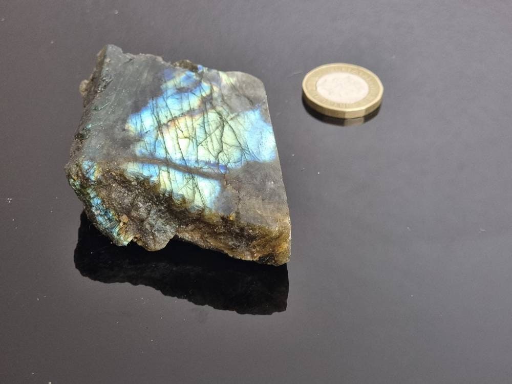 31LH) Labradorite Crystal Half Polished Slice