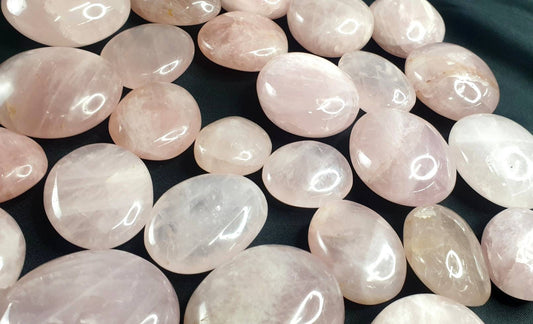 Rose Quartz Crystal Palmstone  X1- Madagascar