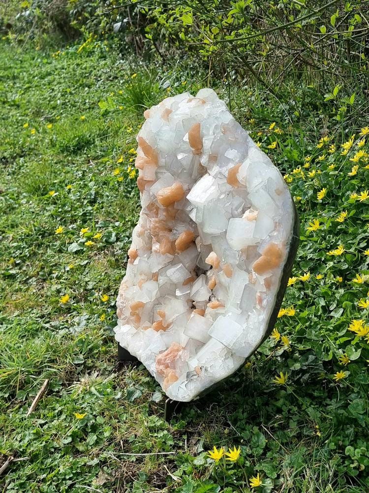 Very Large Apophyllite & Stilbite Zeolite Crystal 23.8 KG