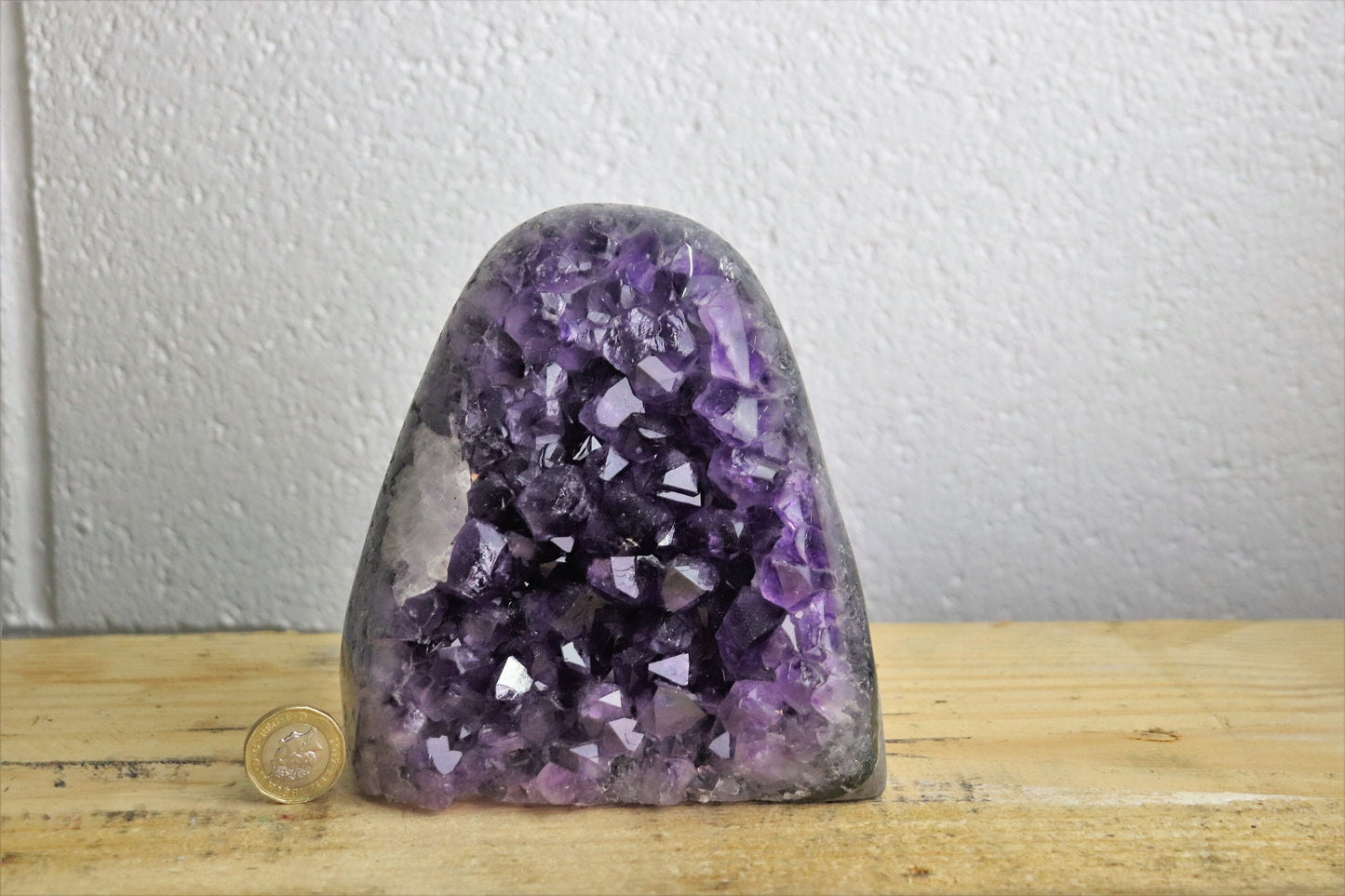 AMU13) Amethyst Crystal Quartz Geode Uruguayan