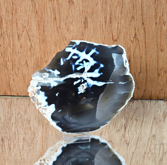 large orca agate crystal